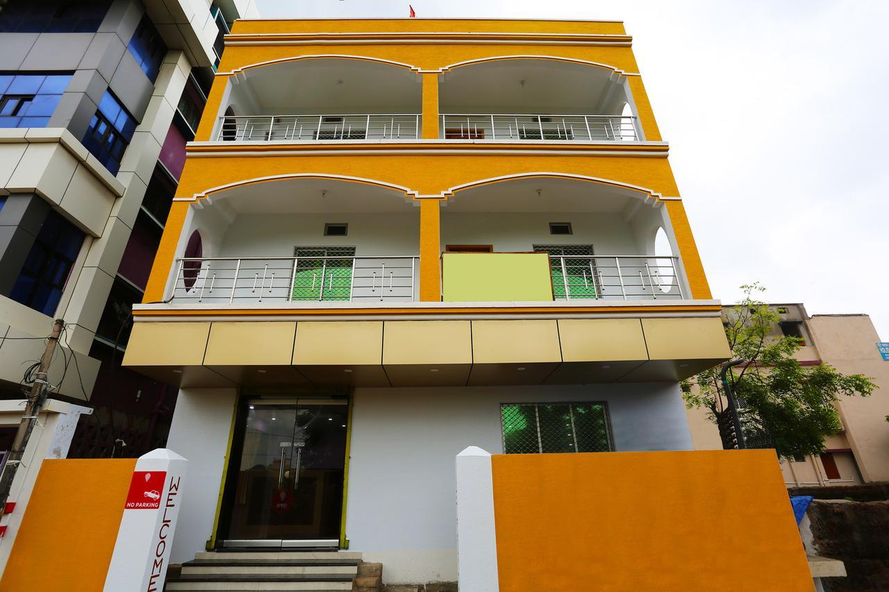 מלון פורי Krishna Residency מראה חיצוני תמונה